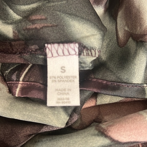 Danskin Women’s Top. NWT - Picture 6 of 6